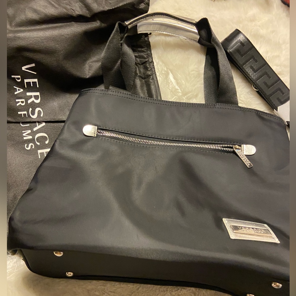 New Versace Parfums Zip Tote Shopper Shoulder Crossbody Bag Greca Key Logo - Picture 4 of 12